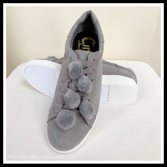 SAM EDELMAN LUXE GREY POM POM FLAT SNEAKERS - Picture 6 of 8